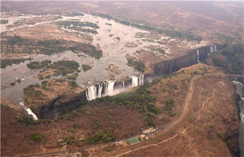The Victoria Falls low water